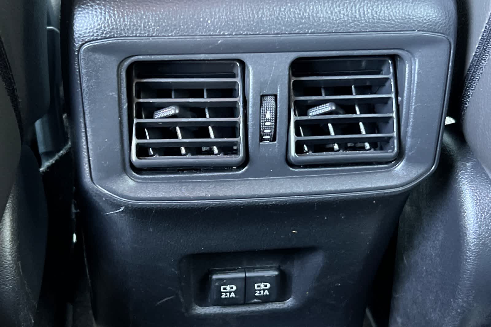 Thumbnail: 2021 Toyota RAV4 - 14