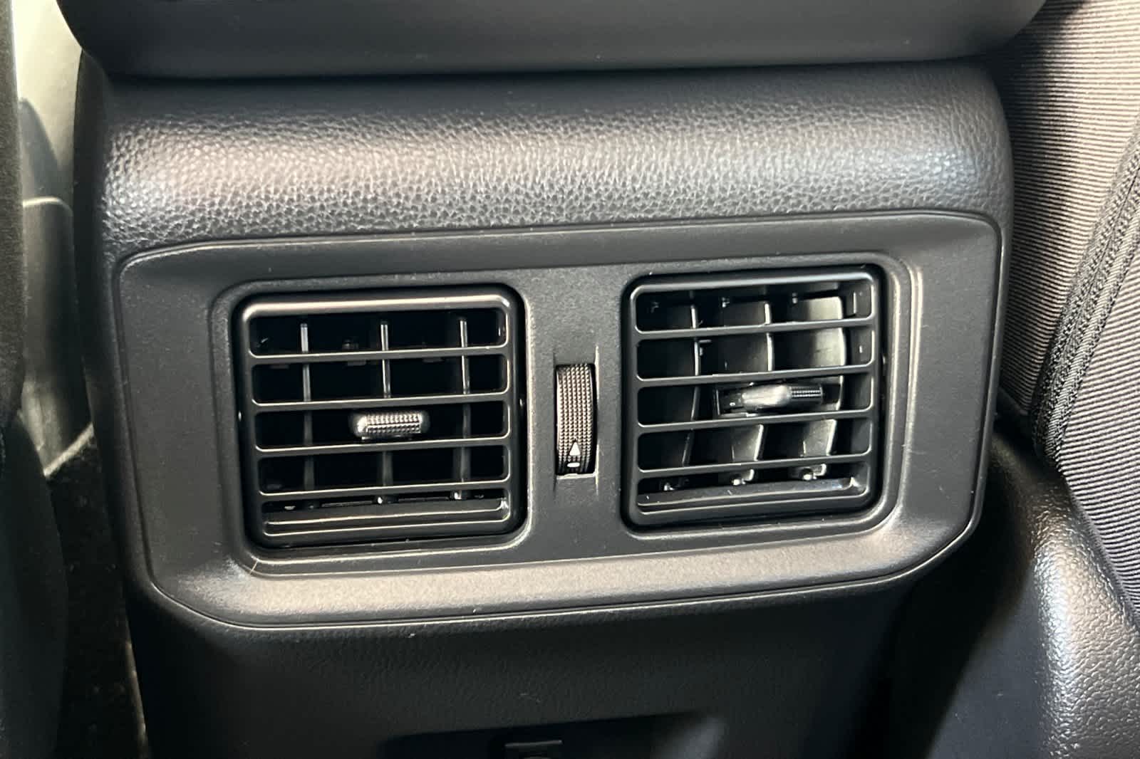 Thumbnail: 2021 Toyota RAV4 - 14