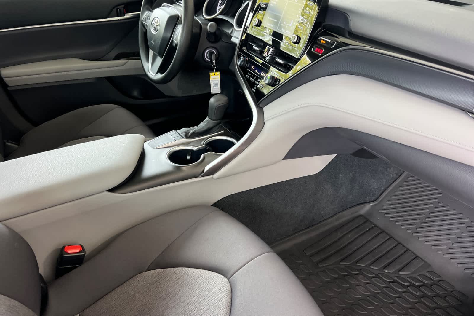 Thumbnail: 2024 Toyota Camry - 15