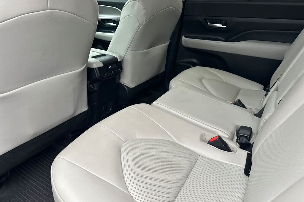 Certified 2024 Toyota Grand Highlander XLE SUV