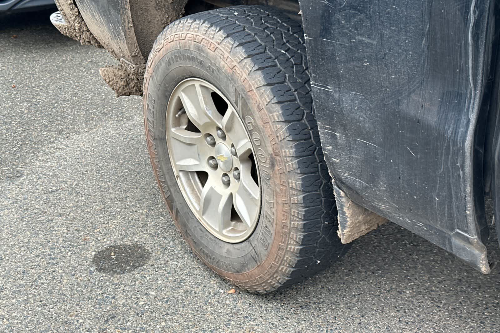 Thumbnail: 2016 Chevrolet Silverado 1500 - 14