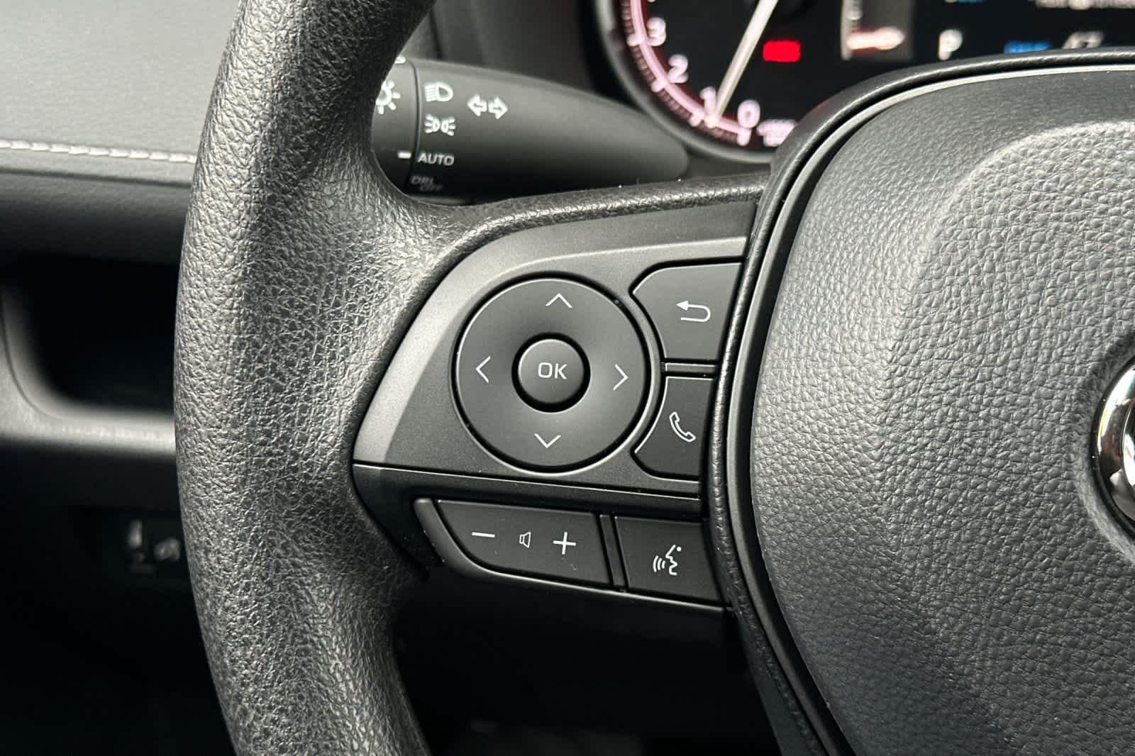 Thumbnail: 2025 Toyota RAV4 - 26