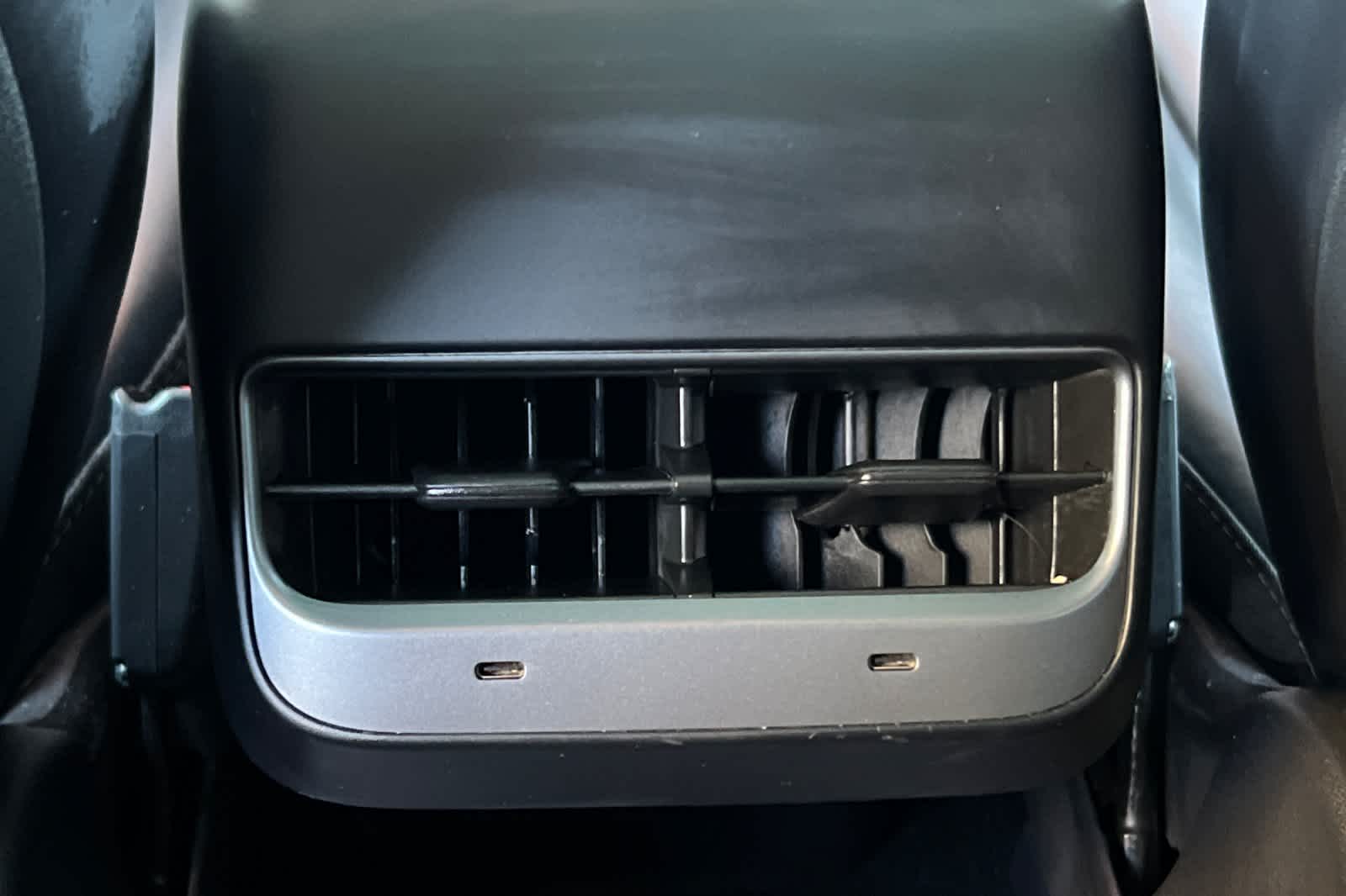 Thumbnail: 2021 Tesla Model 3 - 14