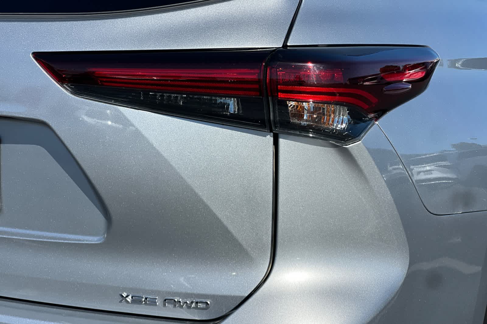 Thumbnail: 2024 Toyota Highlander - 28