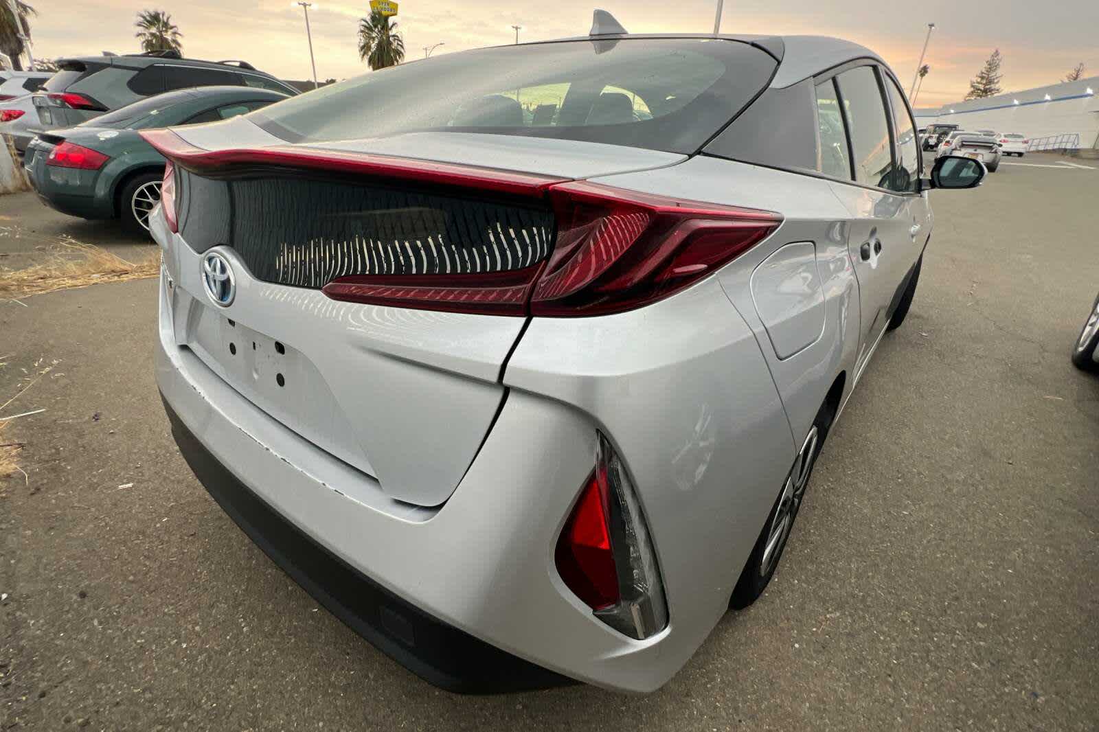 Thumbnail: 2017 Toyota Prius Prime - 9
