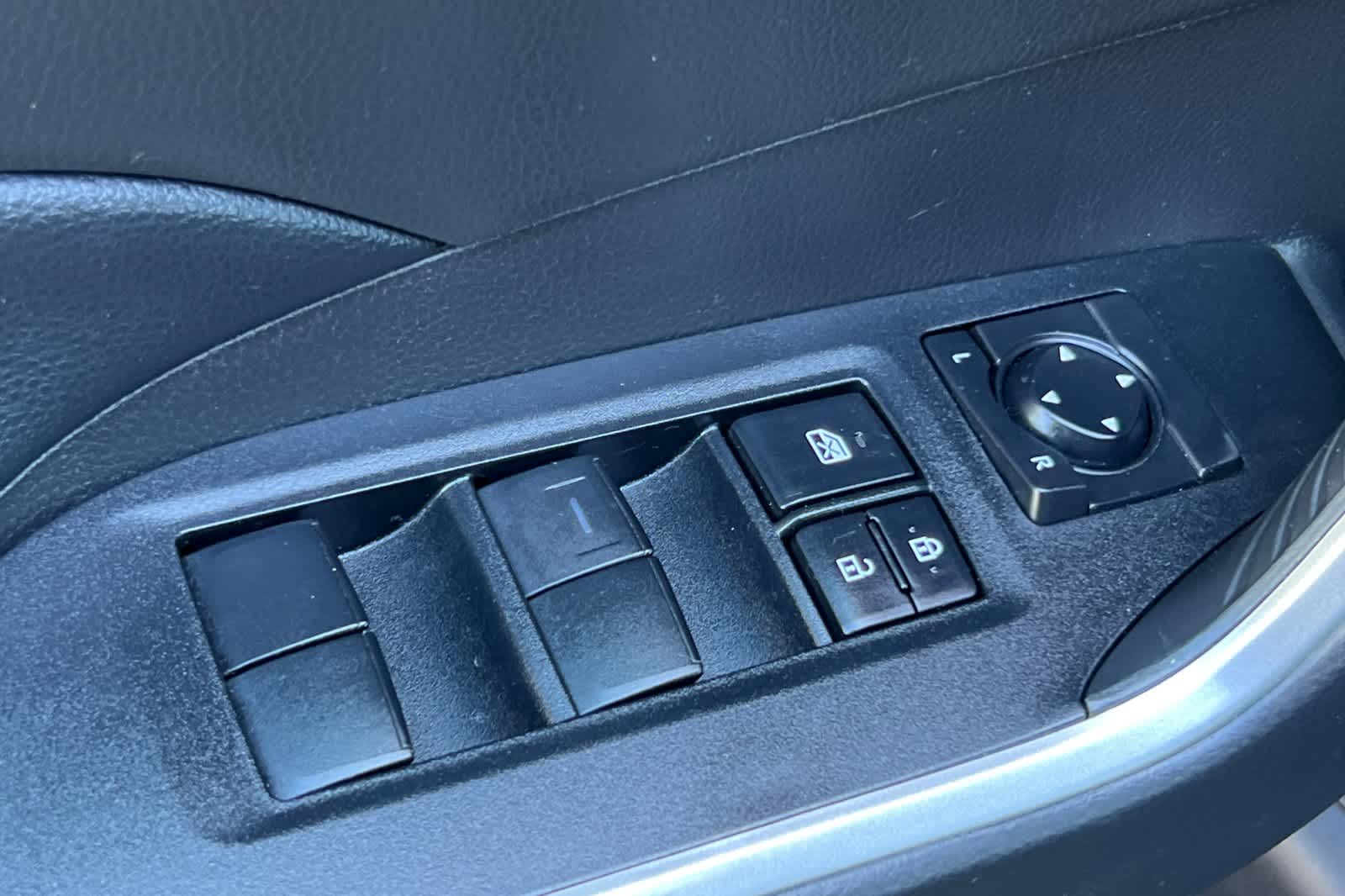 Thumbnail: 2021 Toyota RAV4 - 13