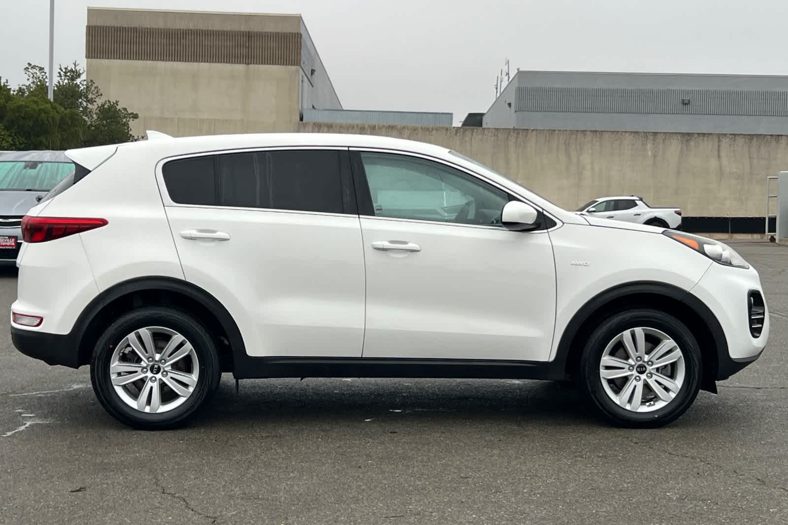 Thumbnail: 2019 Kia Sportage - 6