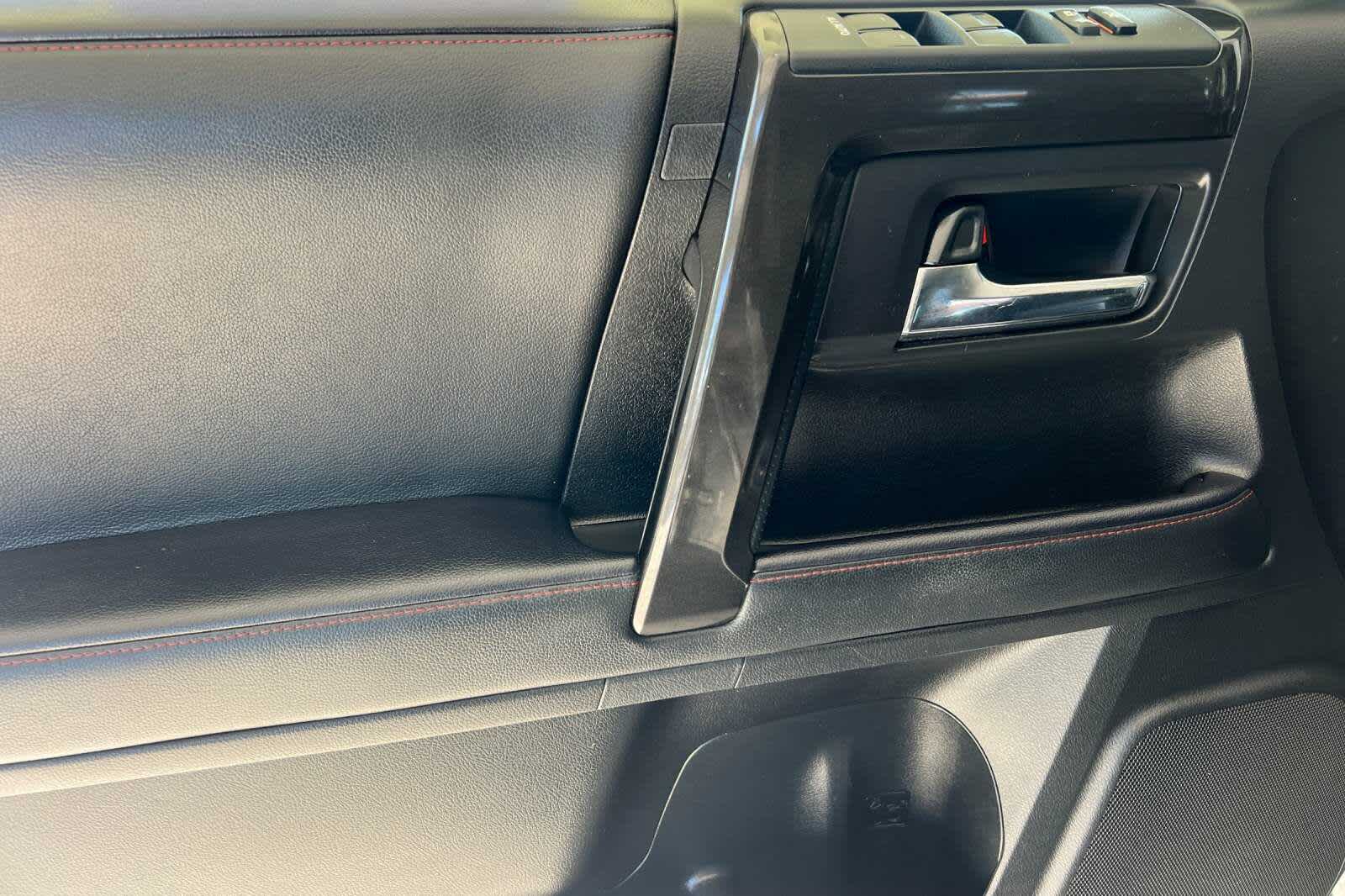 Thumbnail: 2024 Toyota 4Runner - 12