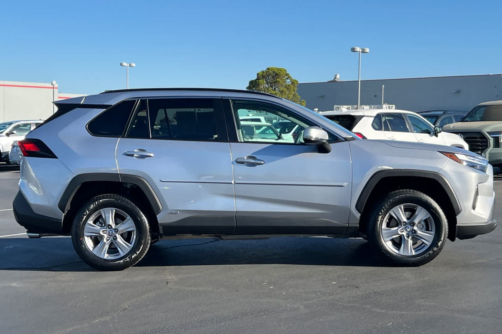 Thumbnail: 2023 Toyota RAV4 - 6