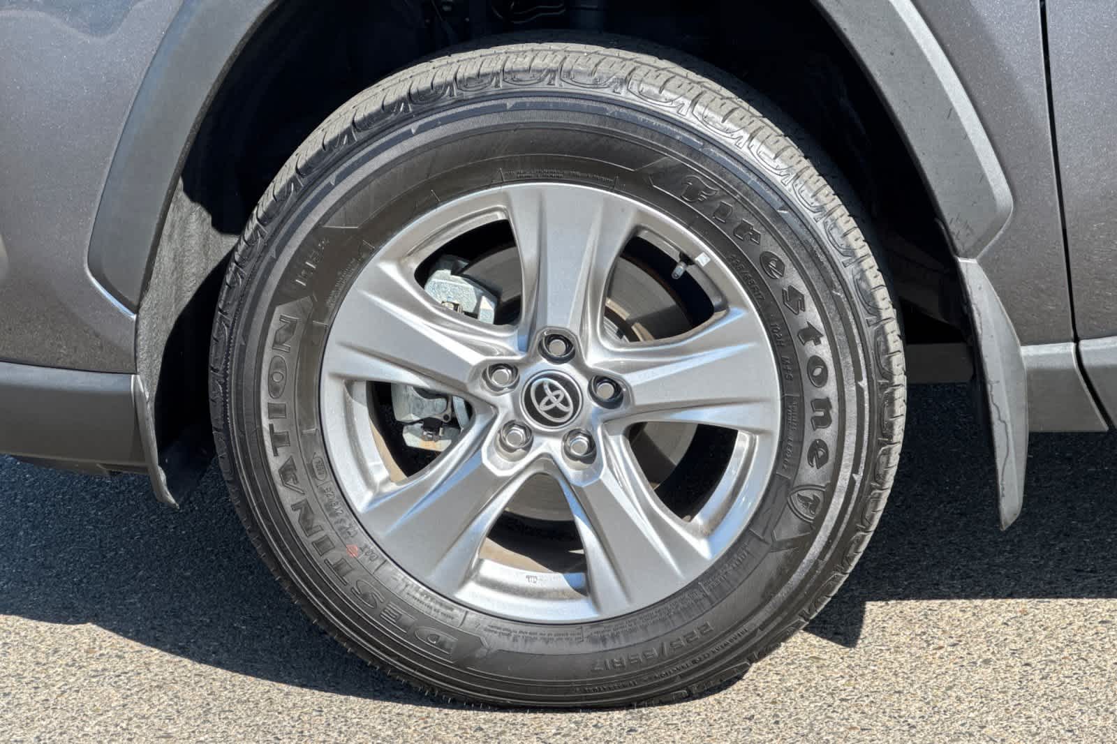 Thumbnail: 2024 Toyota RAV4 - 31