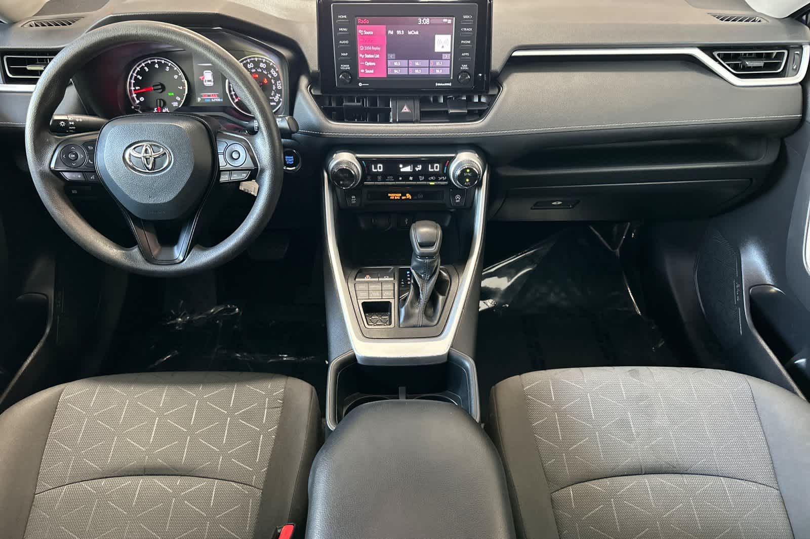 Thumbnail: 2022 Toyota RAV4 - 3