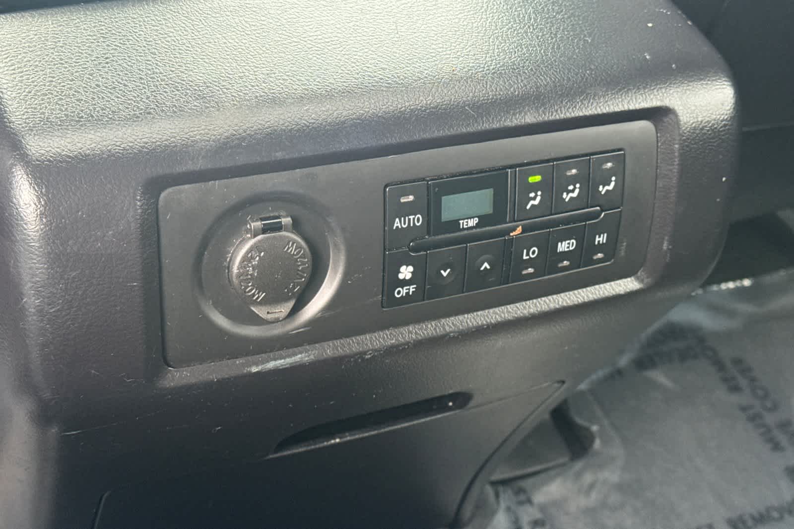 Thumbnail: 2019 Toyota Sequoia - 14