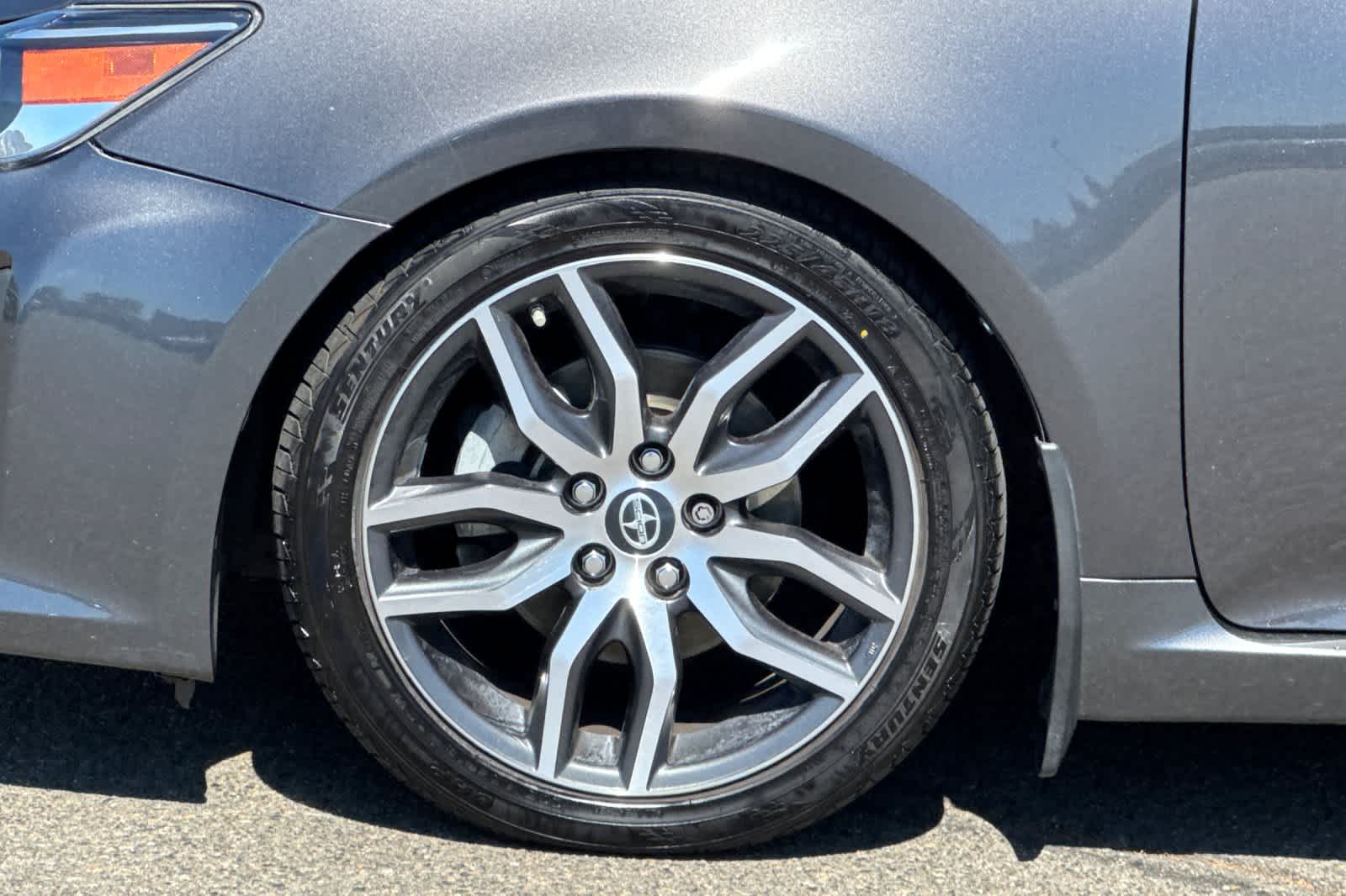 Thumbnail: 2016 Scion tC - 28