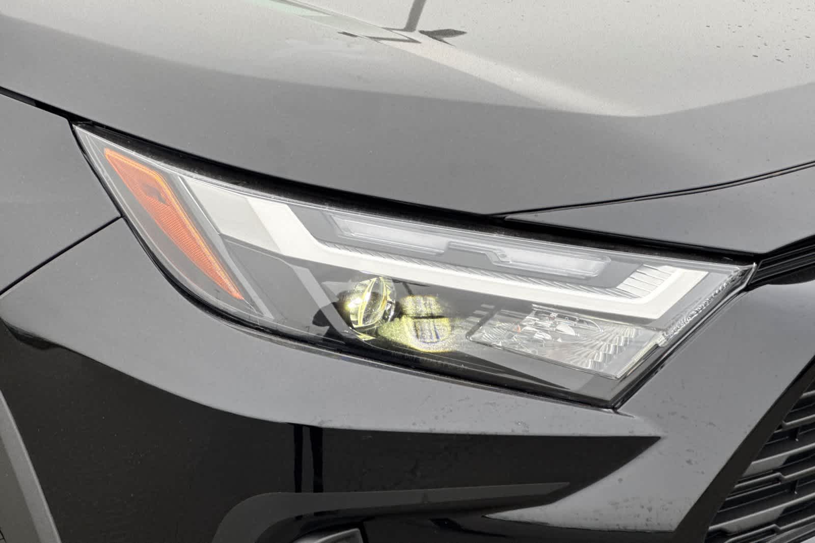 Thumbnail: 2025 Toyota RAV4 - 30