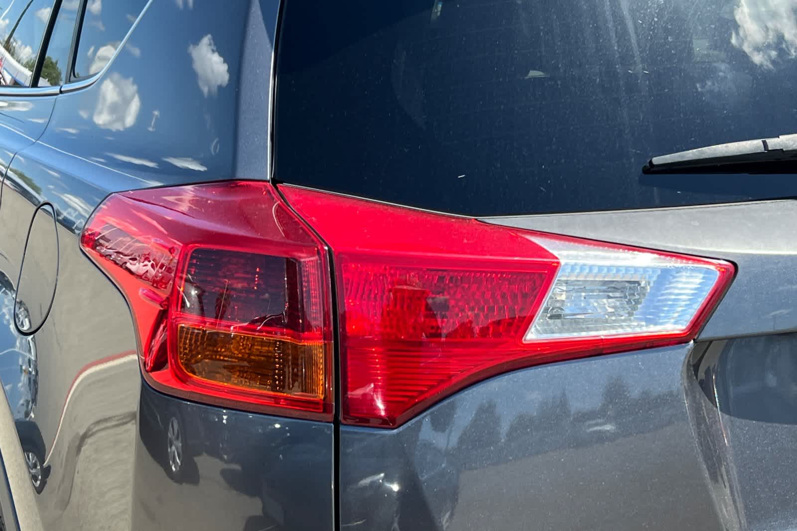 Thumbnail: 2014 Toyota RAV4 - 20