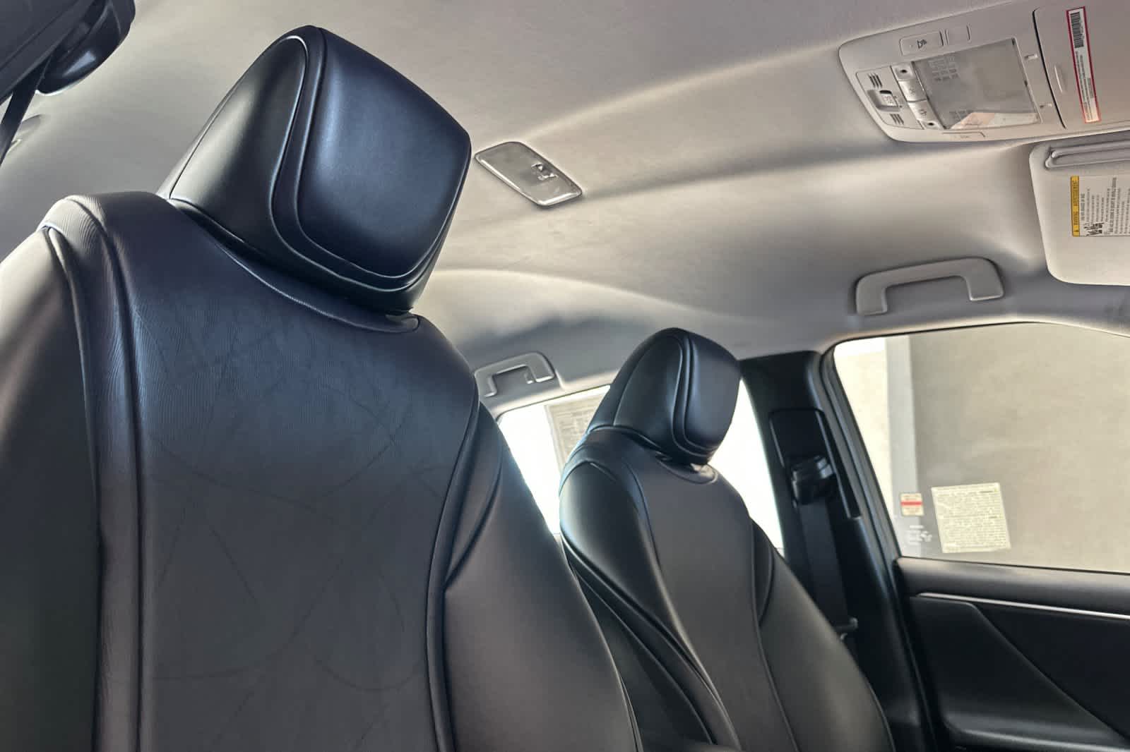 Thumbnail: 2019 Toyota Mirai - 17