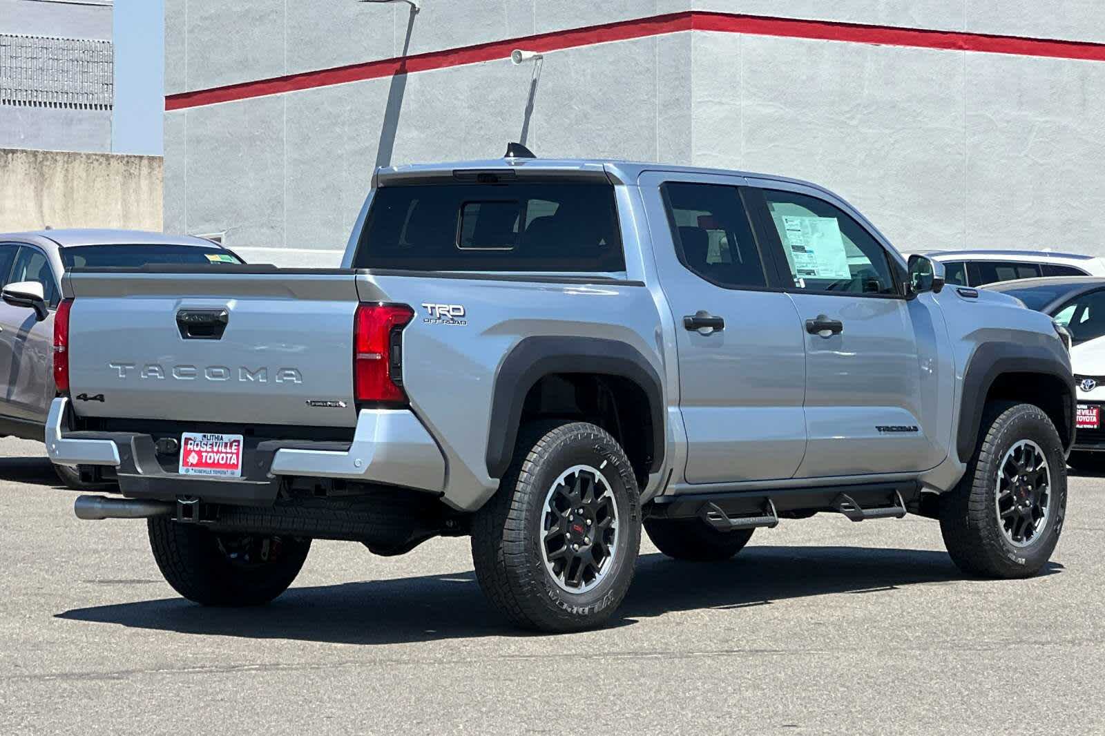 Thumbnail: 2025 Toyota Tacoma - 2