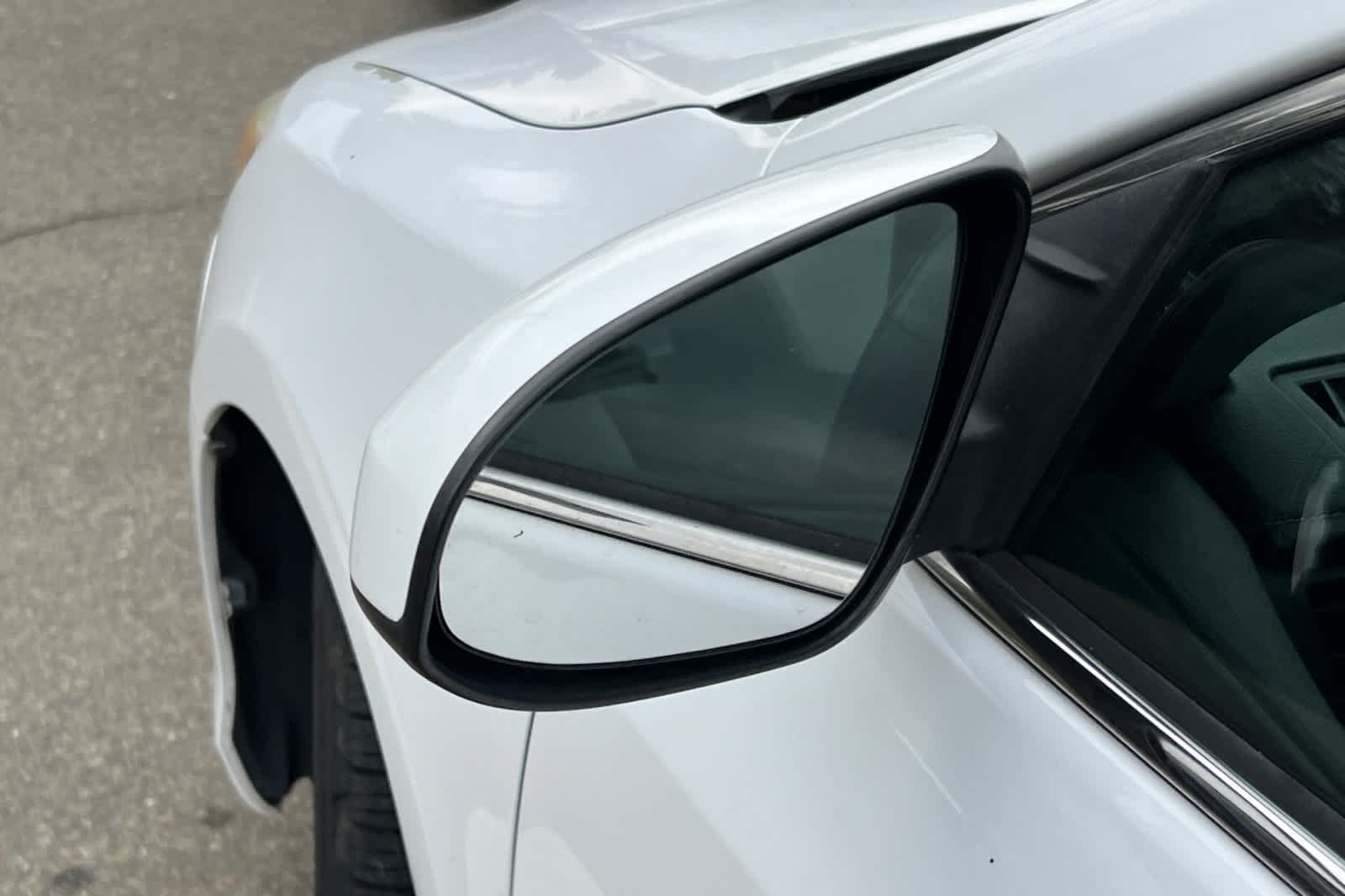 Thumbnail: 2014 Toyota Camry - 20