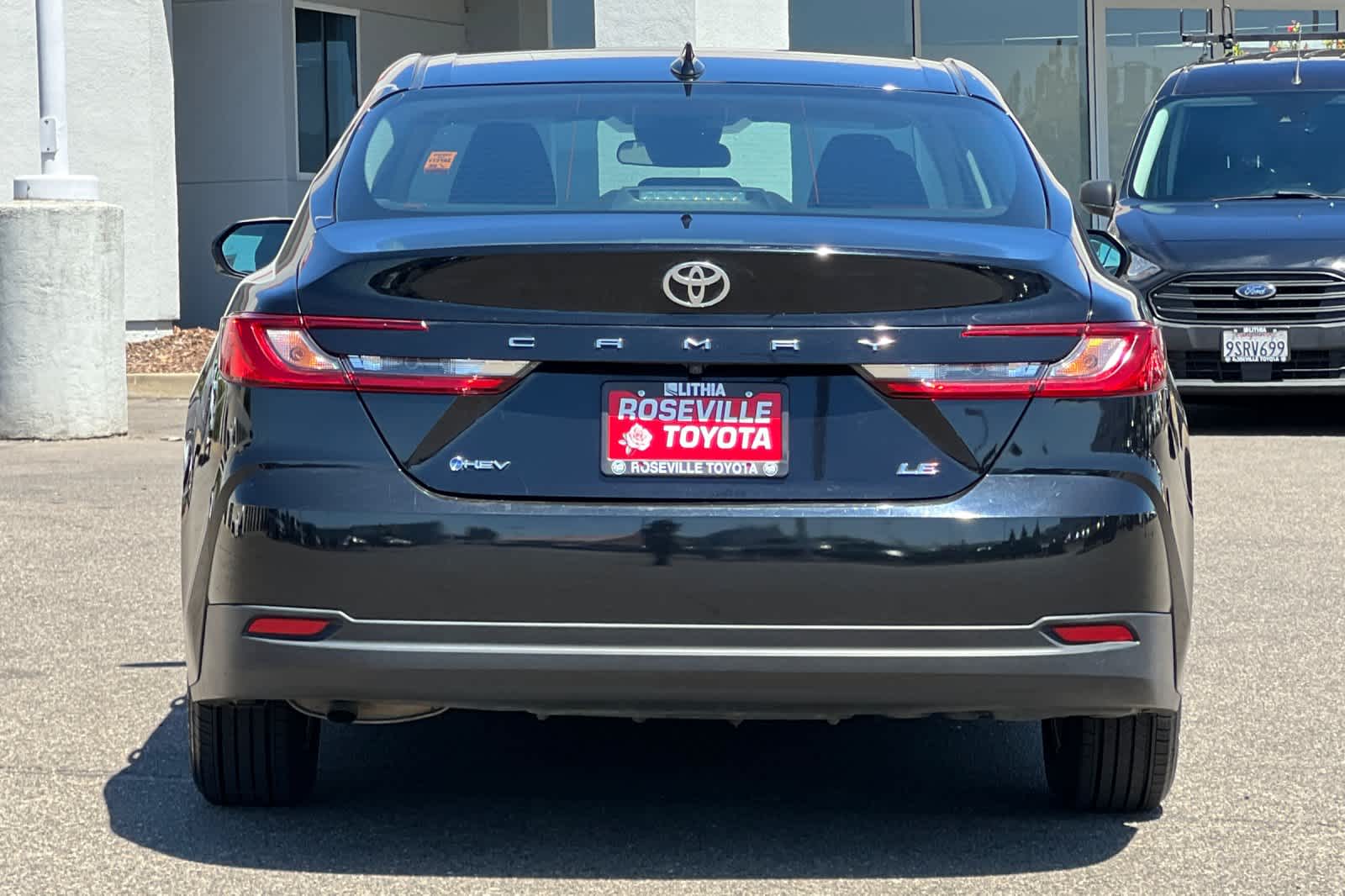 Thumbnail: 2025 Toyota Camry - 8