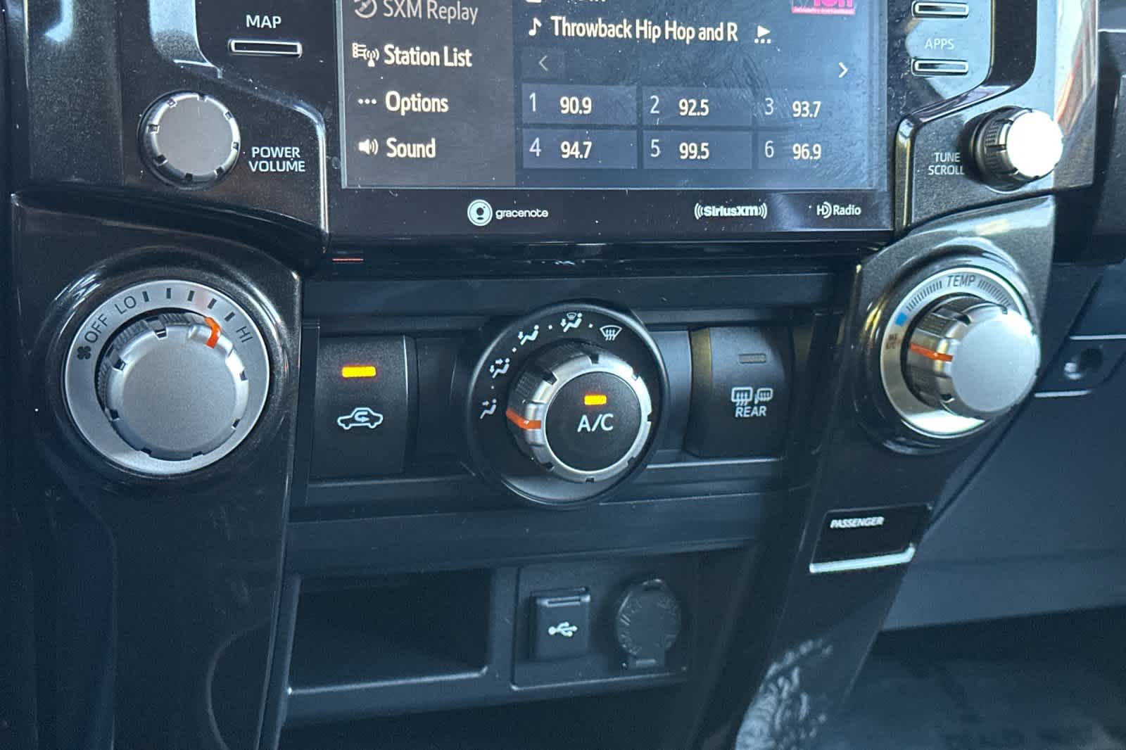 Thumbnail: 2024 Toyota 4Runner - 22