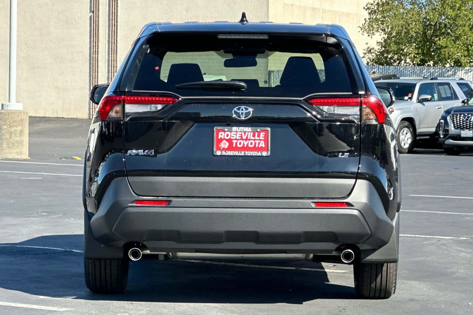 Thumbnail: 2025 Toyota RAV4 - 7