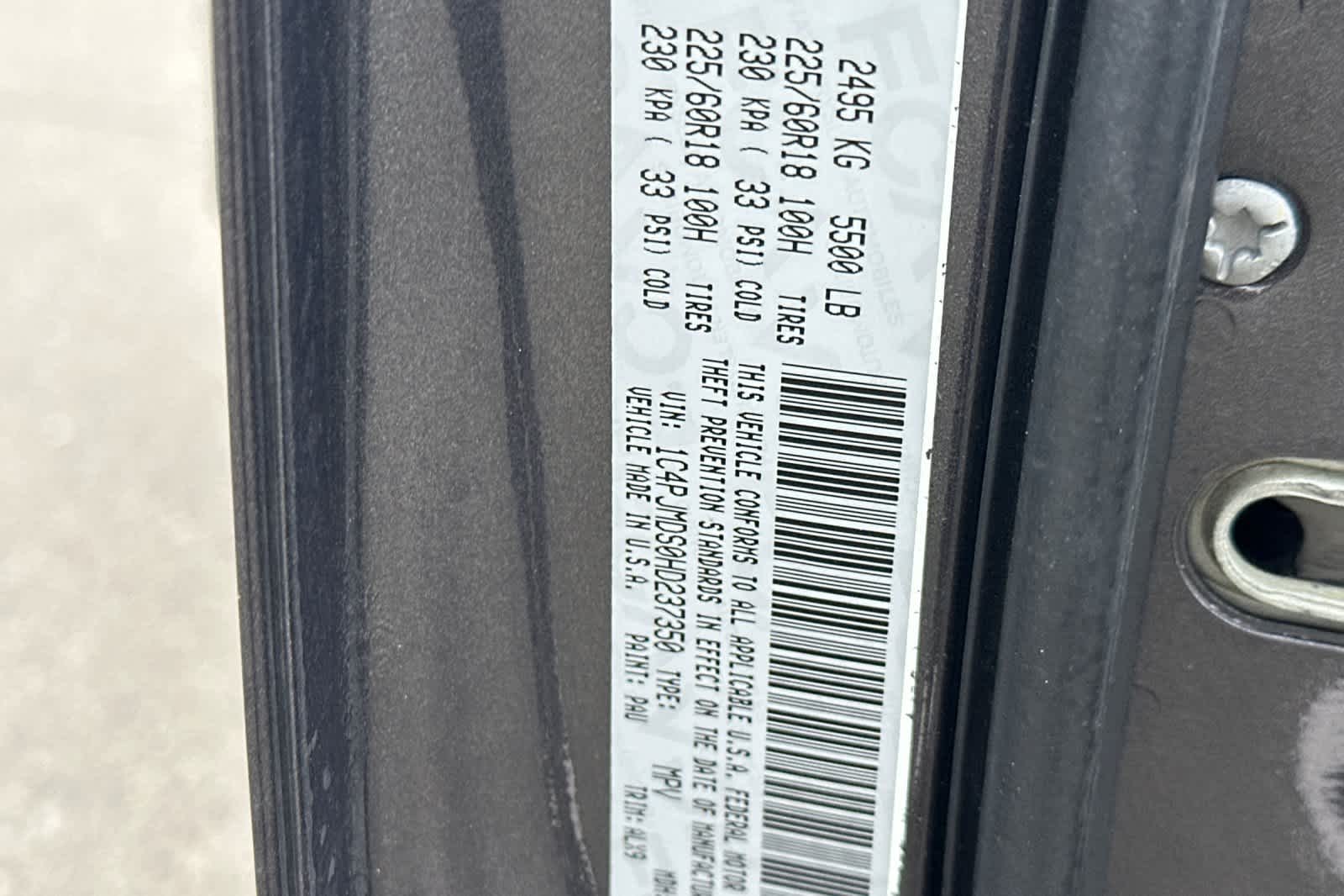 Thumbnail: 2017 Jeep Cherokee - 33