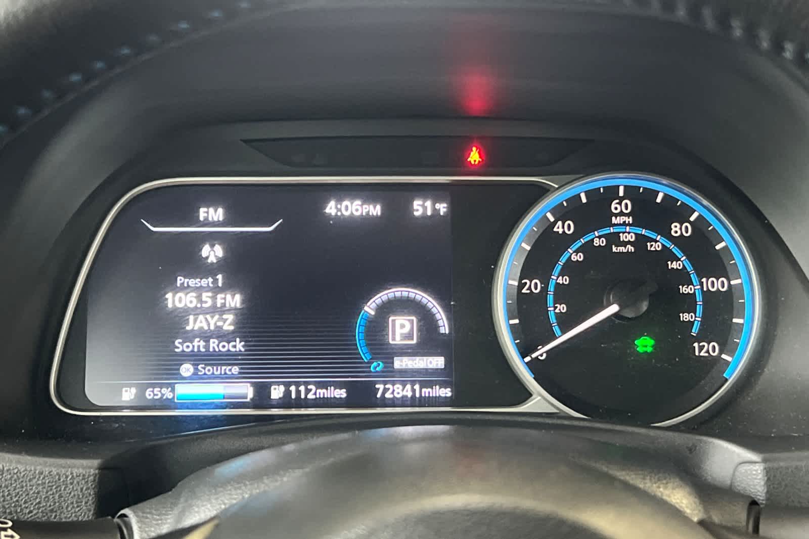 Thumbnail: 2022 Nissan Leaf - 28