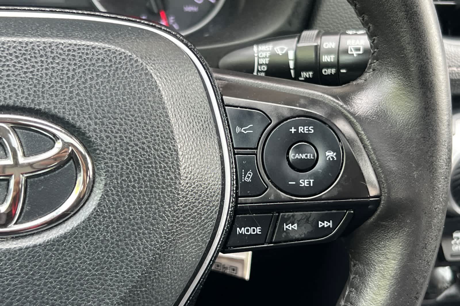 Thumbnail: 2021 Toyota RAV4 - 27