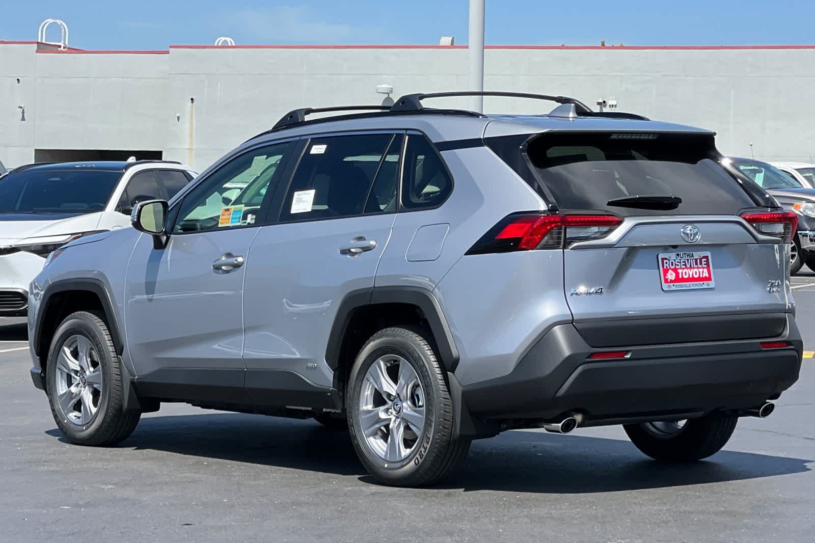 Thumbnail: 2025 Toyota RAV4 - 6