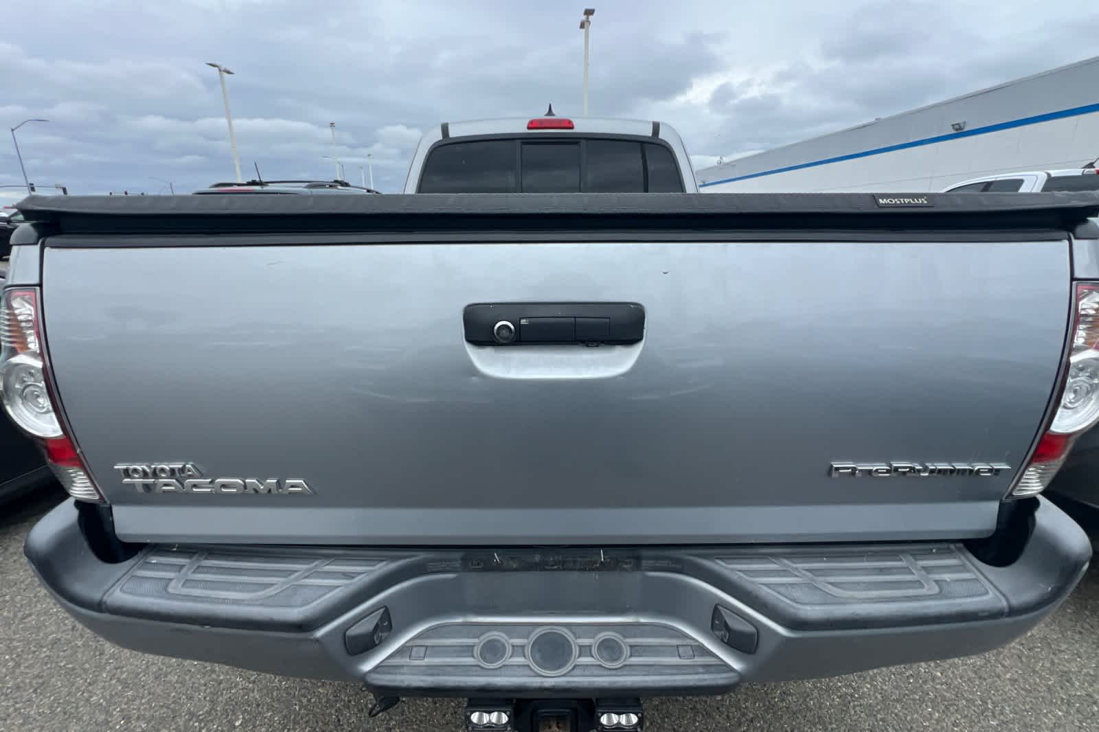 Thumbnail: 2015 Toyota Tacoma - 19