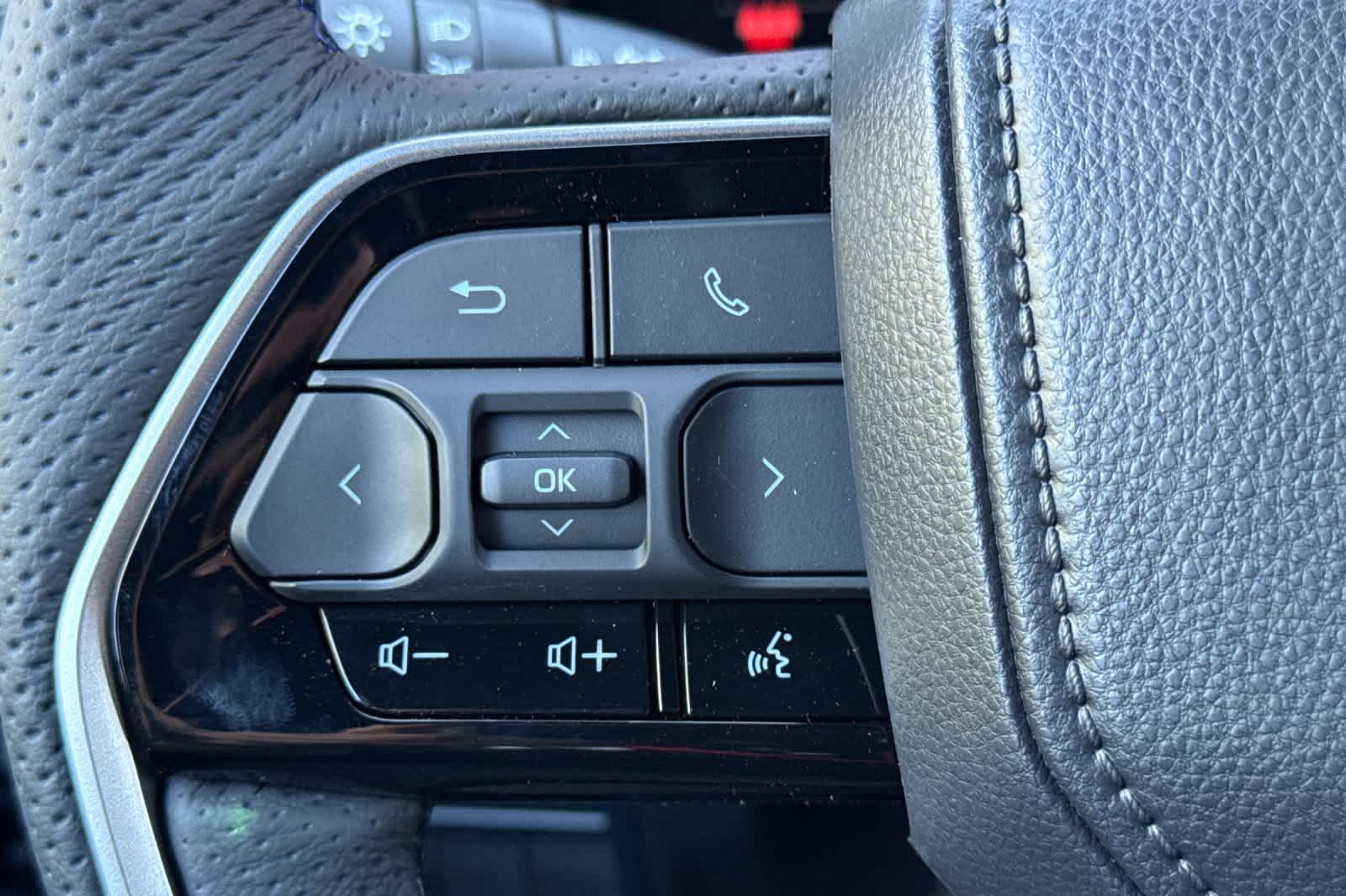 Thumbnail: 2026 Toyota Tundra - 25