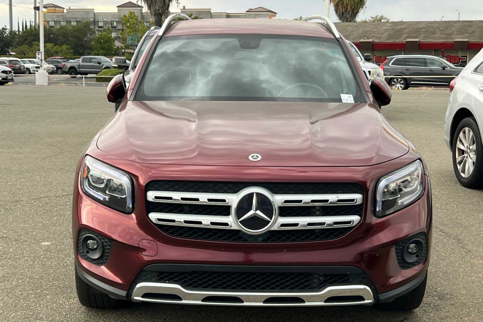 Thumbnail: 2021 Mercedes-Benz GLB - 6