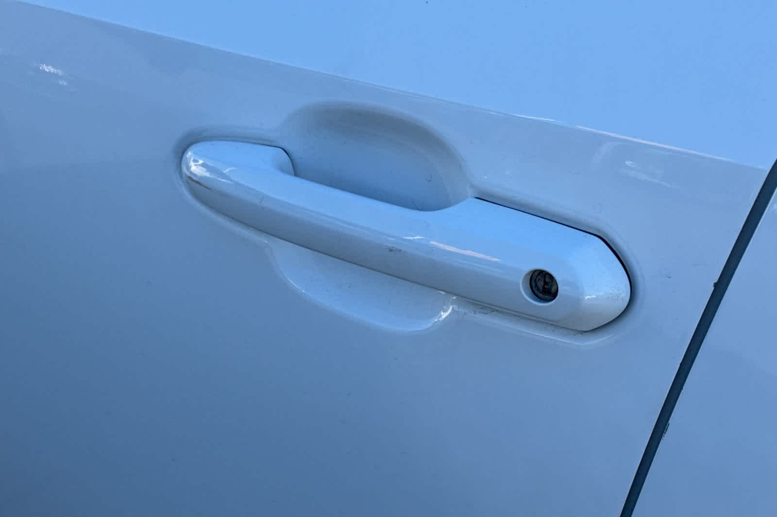 Thumbnail: 2024 Toyota RAV4 - 19