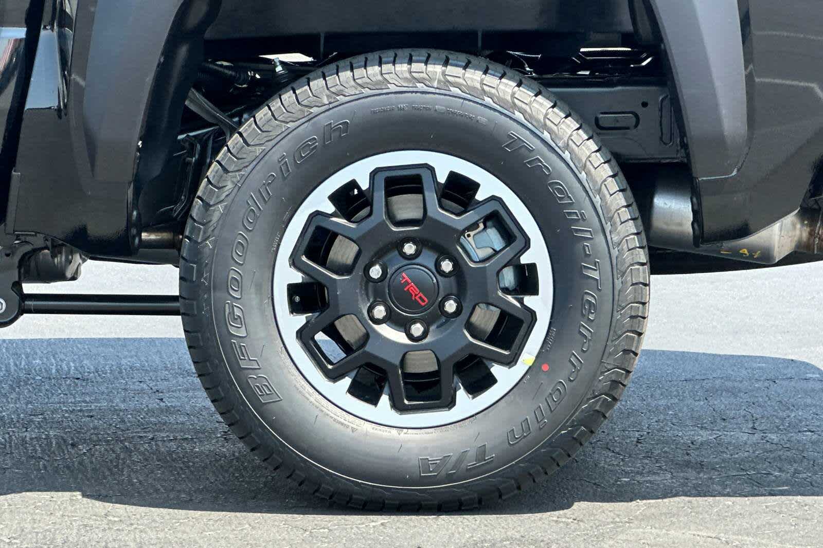 Thumbnail: 2025 Toyota Tacoma - 31