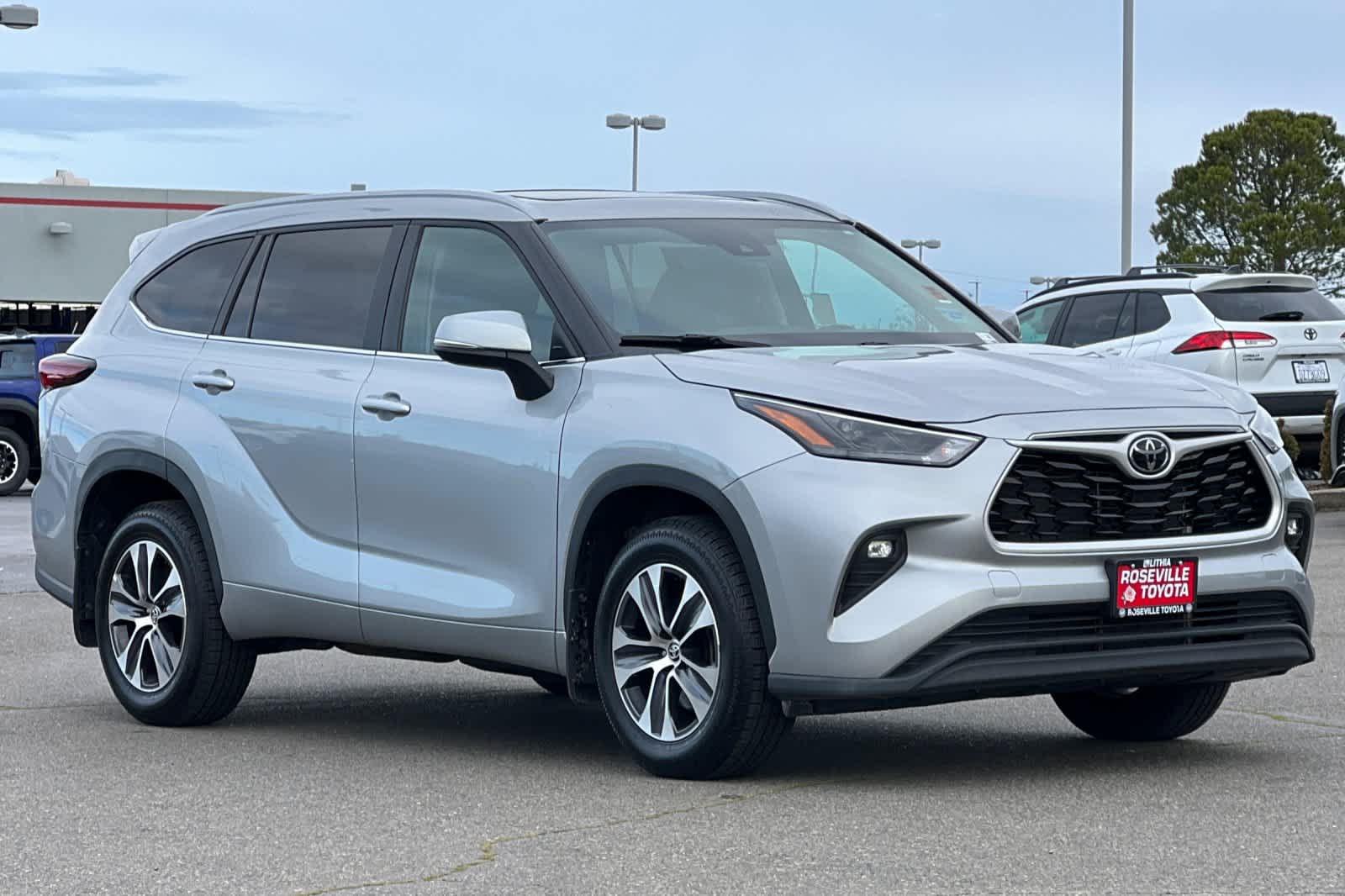 Thumbnail: 2024 Toyota Highlander - 5