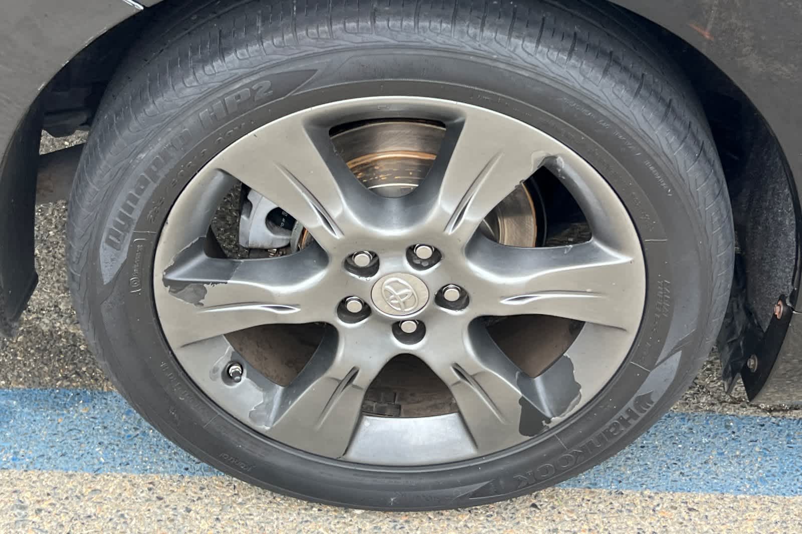 Thumbnail: 2015 Toyota Sienna - 14