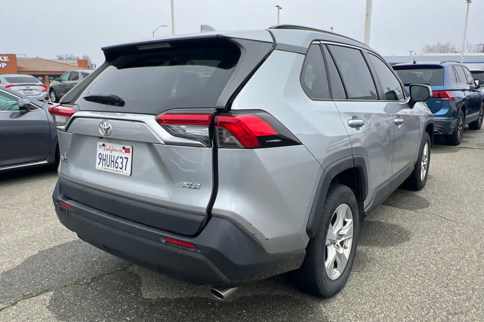 Thumbnail: 2019 Toyota RAV4 - 2