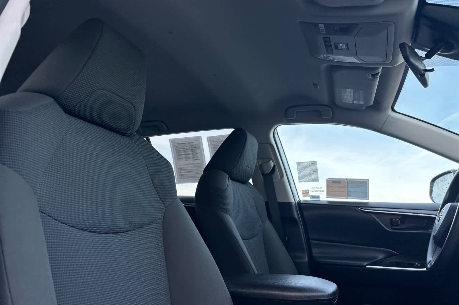 Thumbnail: 2024 Toyota RAV4 - 18