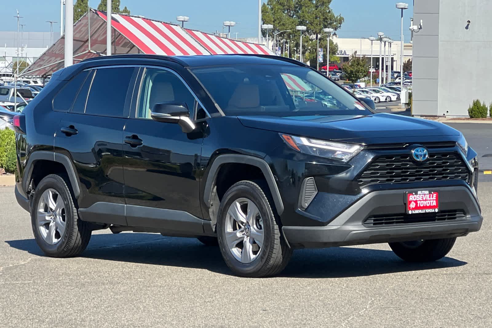 Thumbnail: 2023 Toyota RAV4 - 5