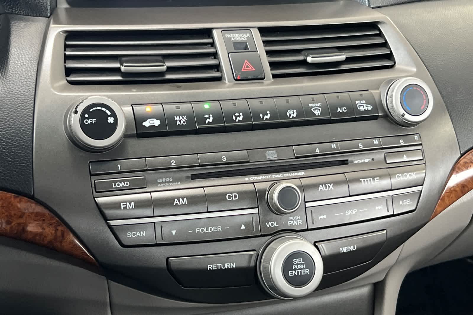 Thumbnail: 2012 Honda Accord - 20