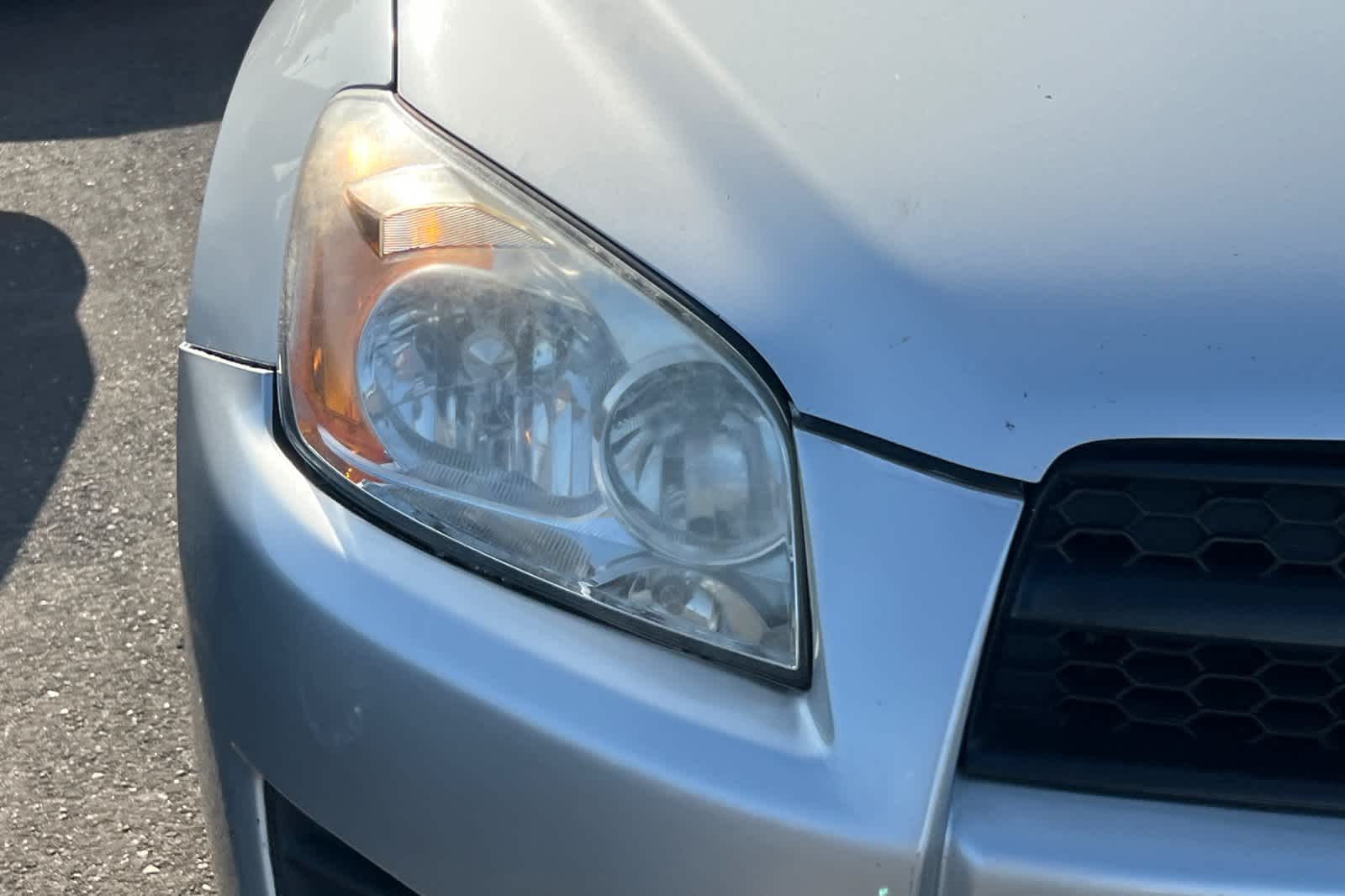 2012 Toyota RAV4 Base 8