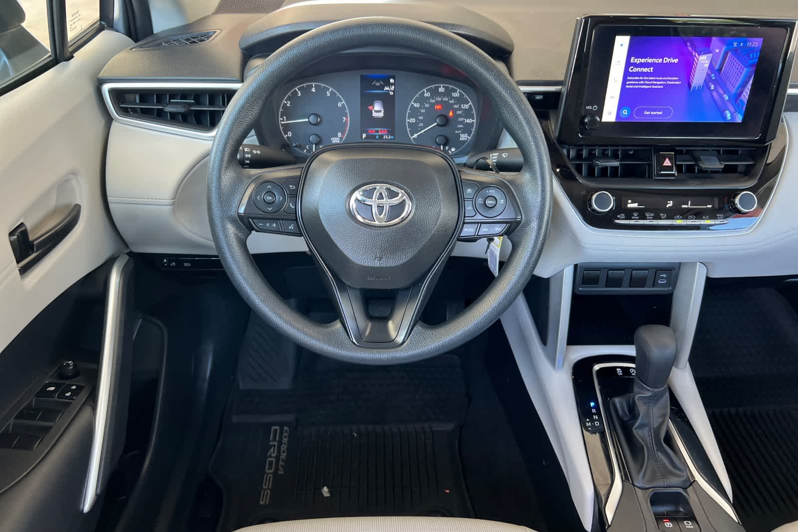 Thumbnail: 2024 Toyota Corolla Cross - 15