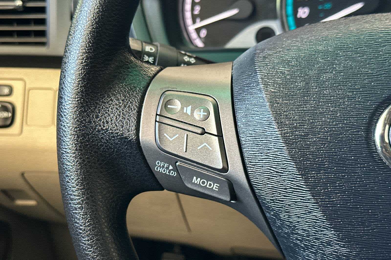 Thumbnail: 2010 Toyota Venza - 24