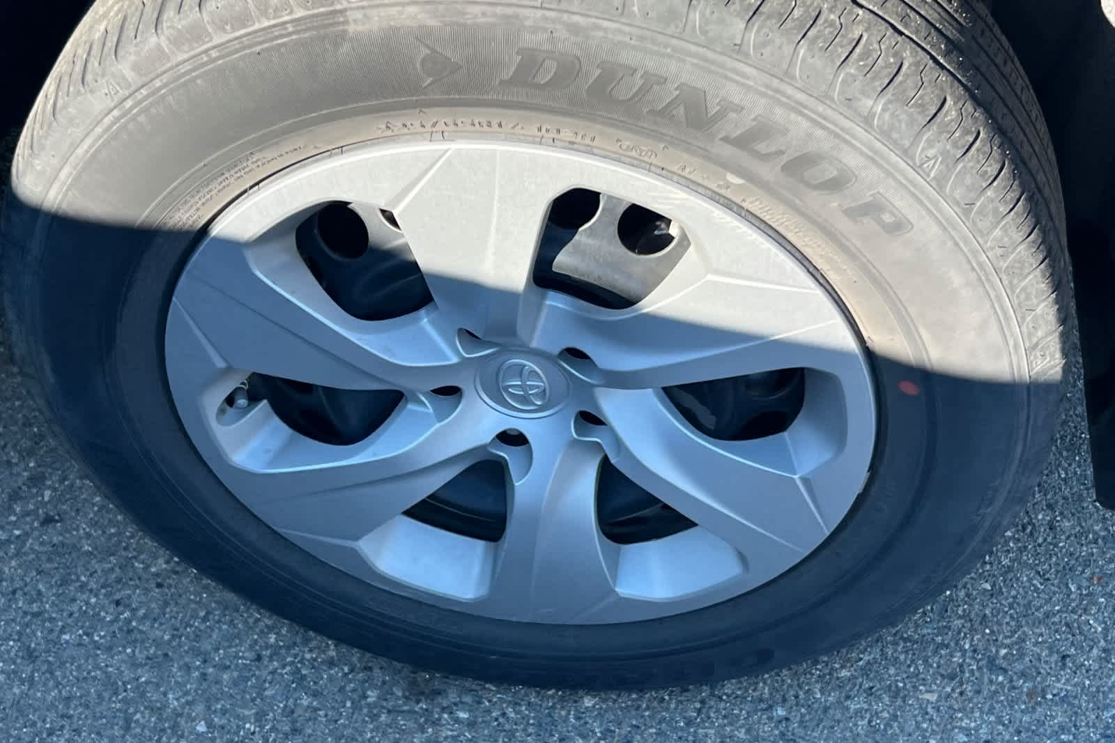 Thumbnail: 2024 Toyota RAV4 - 22