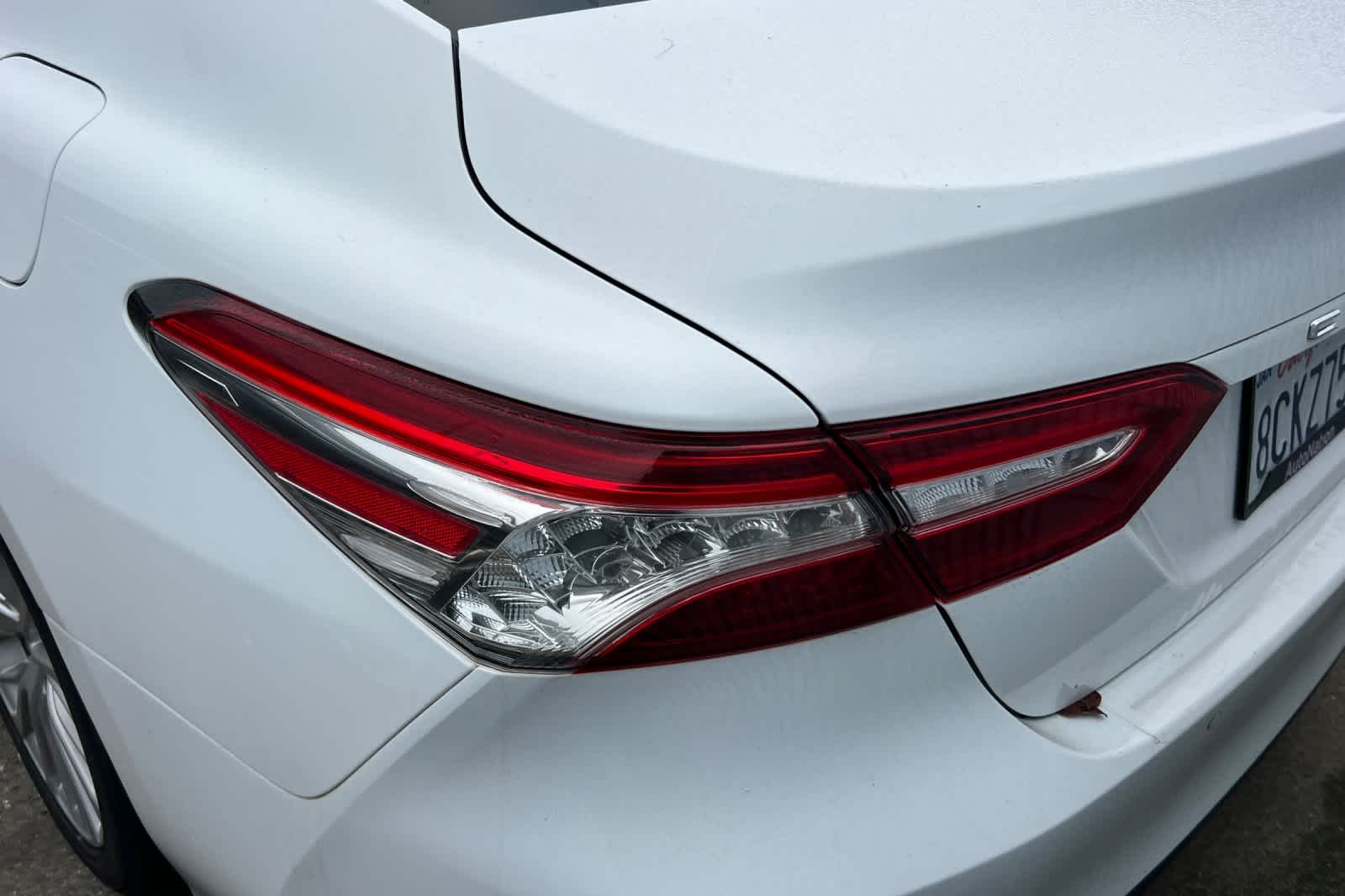 Thumbnail: 2018 Toyota Camry - 15