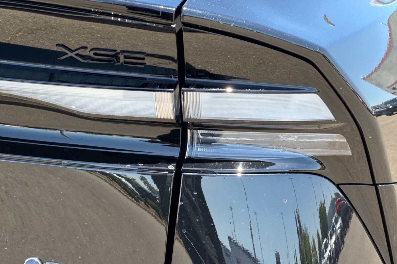 Thumbnail: 2025 Toyota Prius - 28