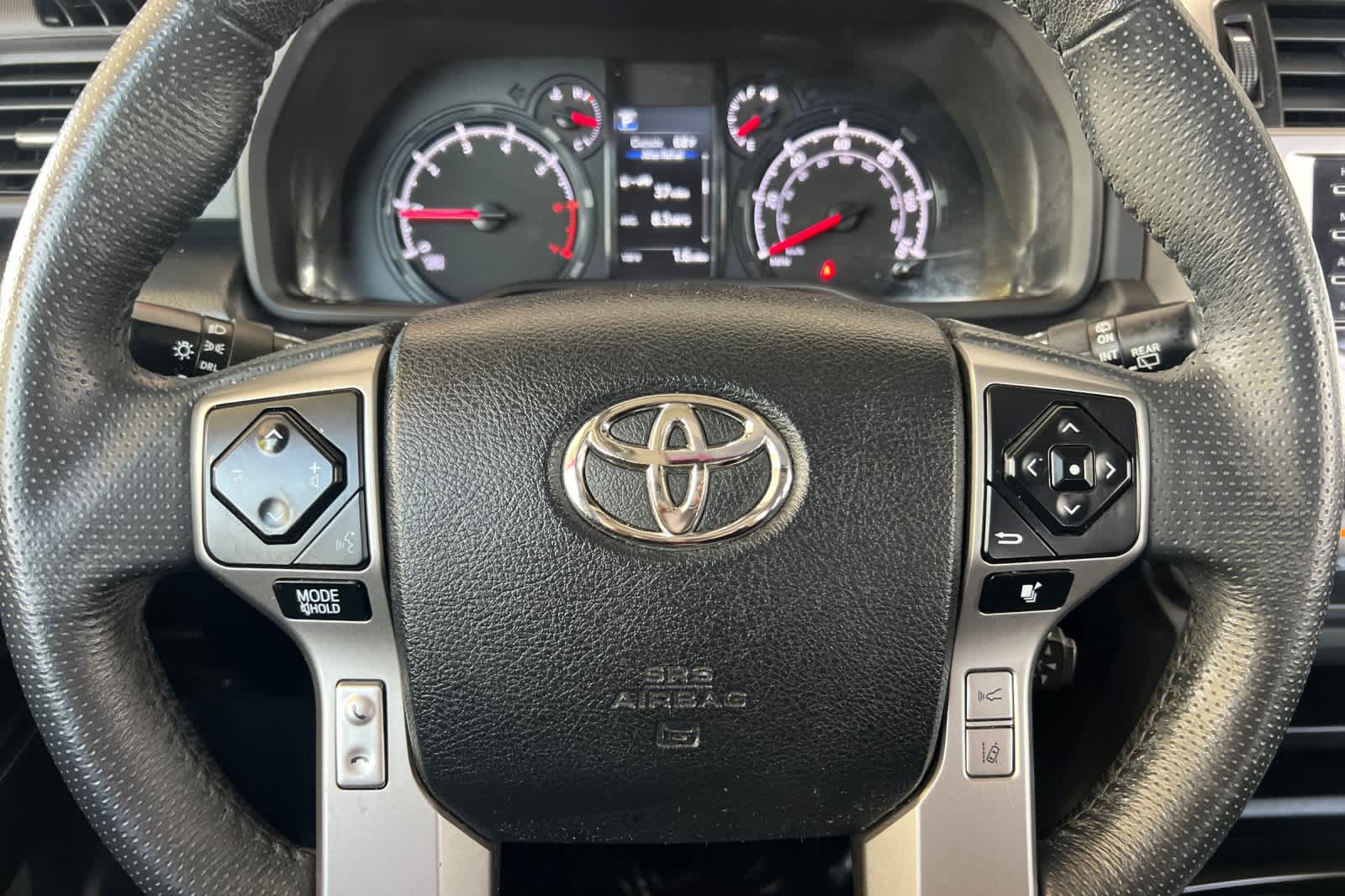Thumbnail: 2020 Toyota 4Runner - 26