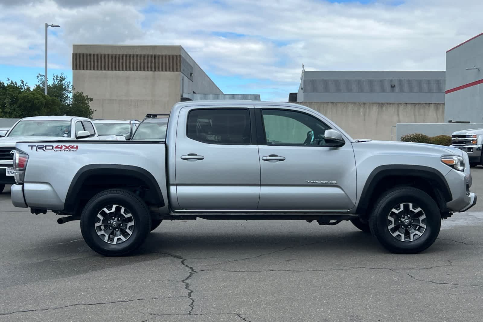 Thumbnail: 2022 Toyota Tacoma - 6