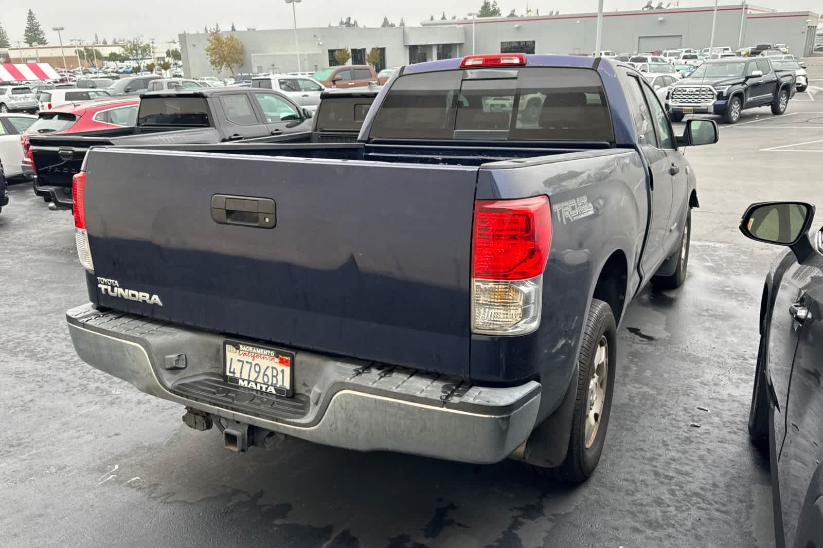 Thumbnail: 2011 Toyota Tundra - 2