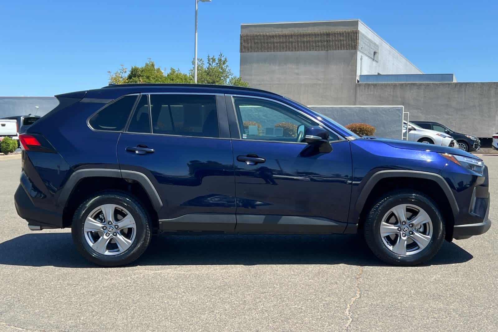 Thumbnail: 2024 Toyota RAV4 - 6
